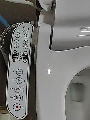 韩国爱智贞智能马桶盖怎么样质量口碑差还是好呢?