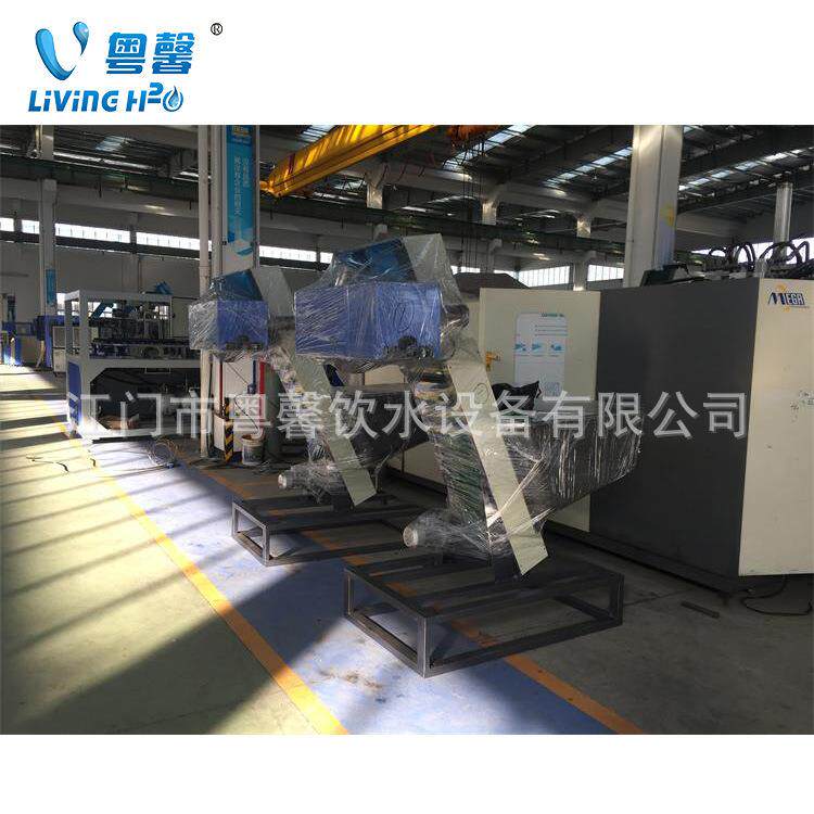 供应全自动吹瓶机/一出二吹瓶机/整套500ml矿泉水瓶全自动吹瓶机