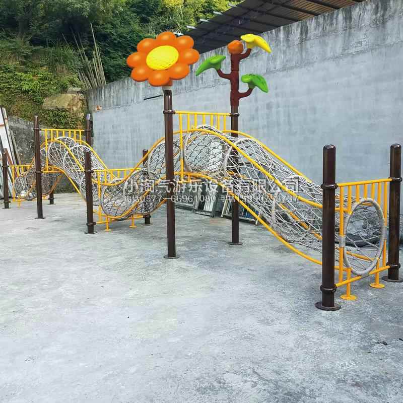 儿童钻洞攀爬全钢攀岩钻洞网架子感桶幼儿园户外钻洞爬网乐园