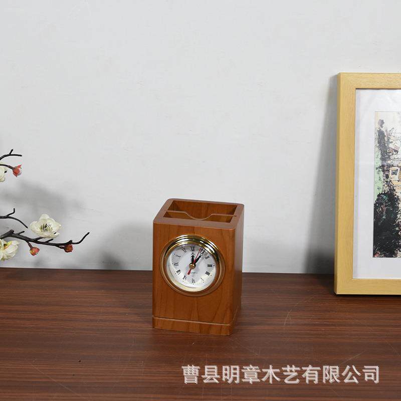 木质收纳笔筒桌面办公学习带表钟多用途木质笔盒家用装饰摆件笔筒