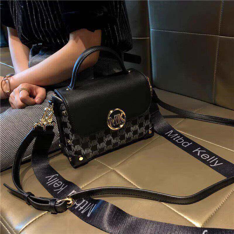 品牌韩版女包包2026新款小众时尚手提包网红气质单肩斜挎小方包潮
