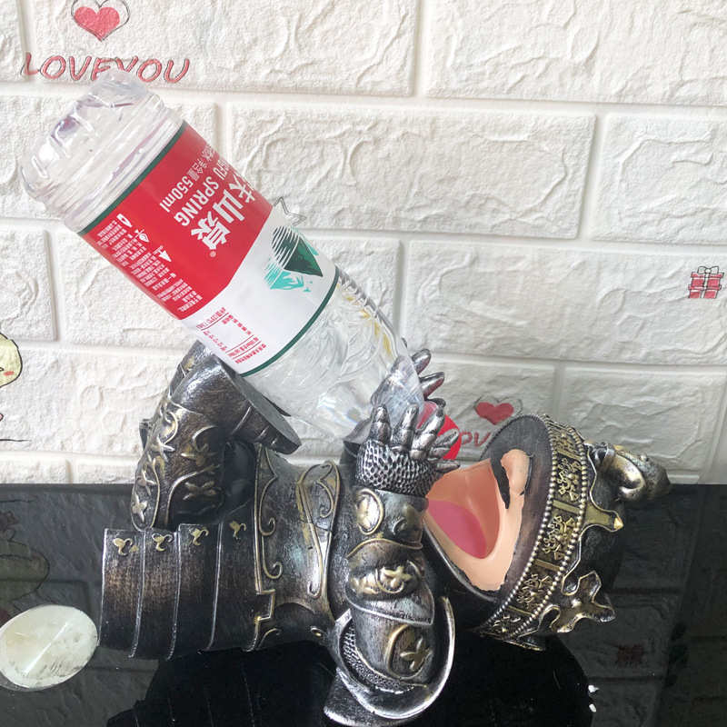 酒吧骑士架架树脂红酒新款摆摆件创意酒桌面国王饰工艺品装饰