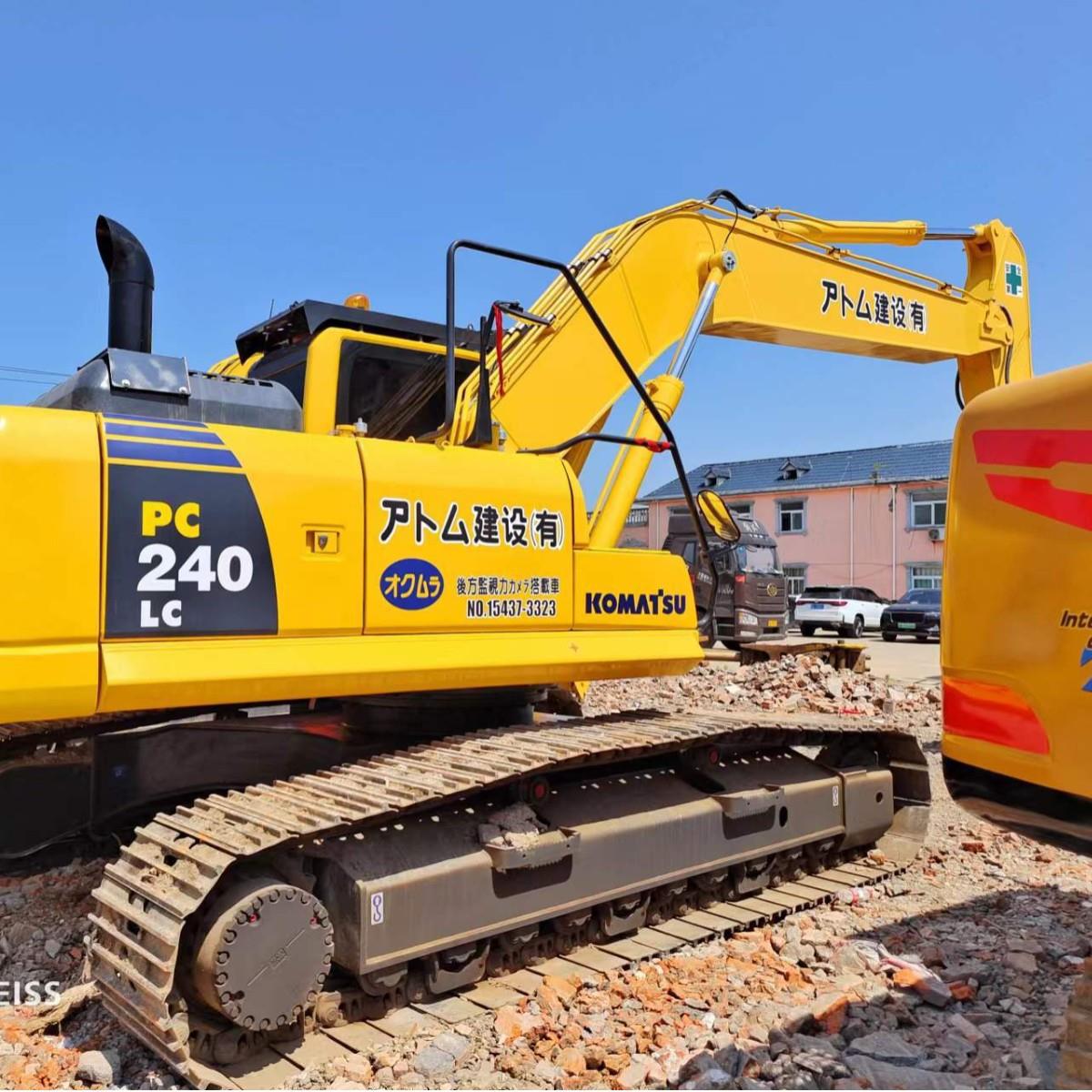 二手KOMATSU小松200 220 300挖掘机20吨中型钩机土石方跨境直销图片