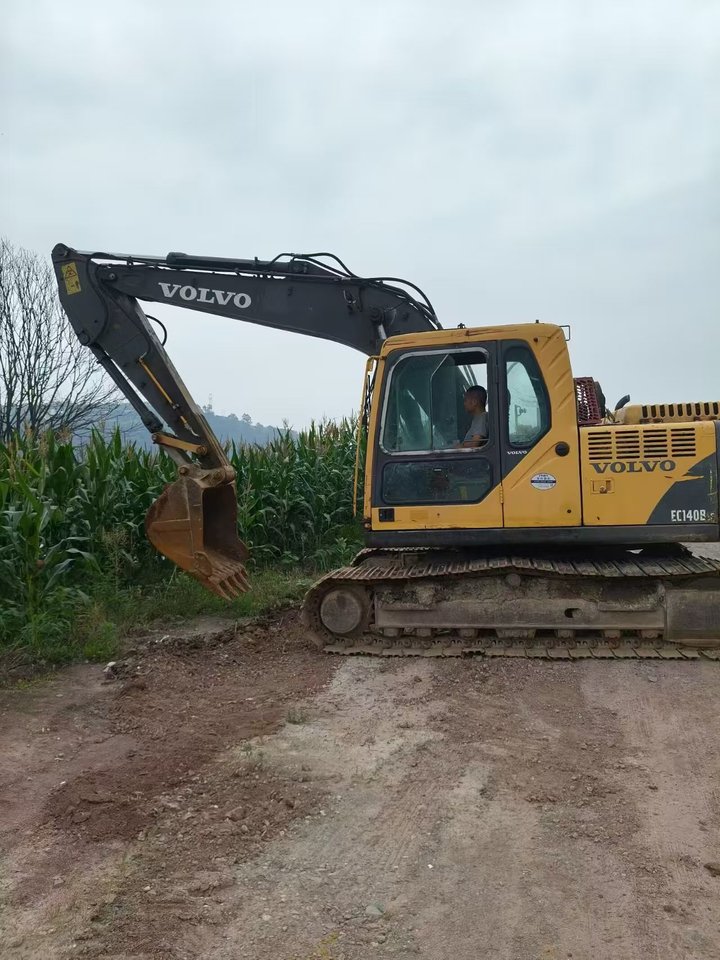 11月25日重庆沃尔沃EC140B型履带式液压挖掘机（出价即进入倒计时）网络拍卖公告