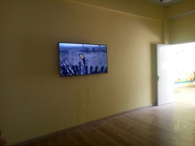 选前对比TCL55v2对比海信55E52D区别是？哪个好用？