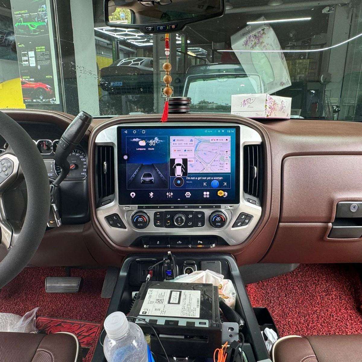 适用13-20索罗德GMC安卓智能13.1寸中控大屏车载无线carplay导航