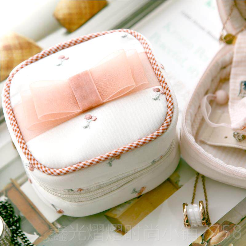 正品便携迷你首饰盒 圆纳形包布艺樱桃草莓饰品收戒指项 链耳环盒