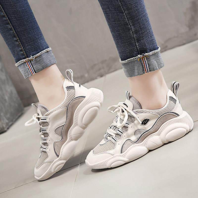 超火网面透气小白鞋子女2025夏季新款平底运动鞋软底休闲老爹网鞋