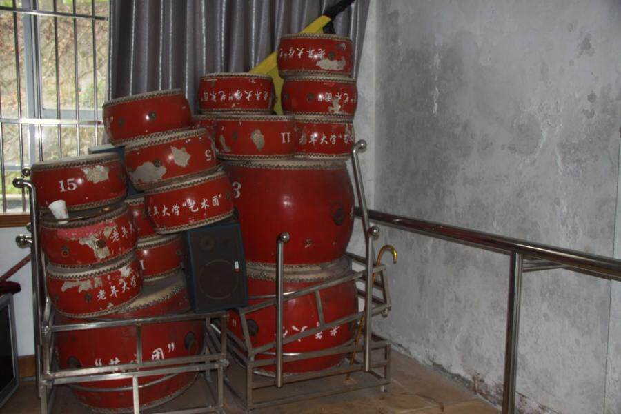 2月11日衢州中共常山县委员会组织部一批设备及家具用具拟报废价值处置权网络拍卖公告