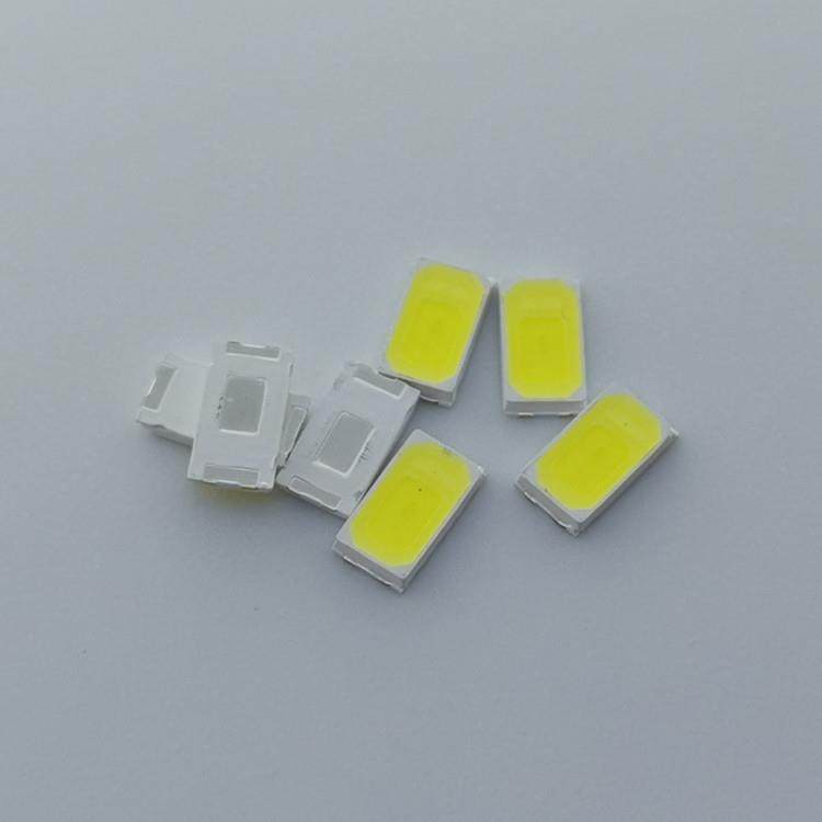 现货LED灯珠SMD5730贴片65-70流明白光LED灯珠高光