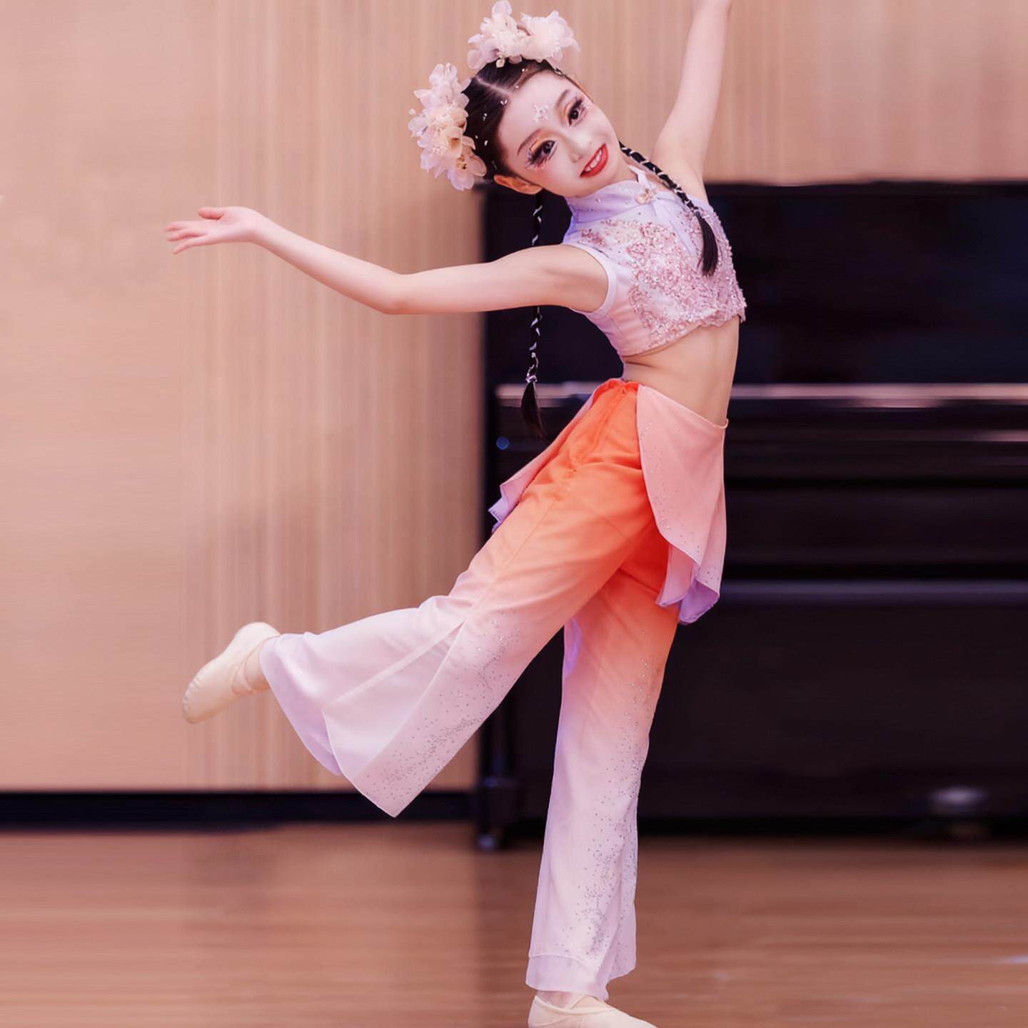 春嬉钱鼓舞蹈服女童儿童古典舞伞舞表演服独舞艺考胶州秧歌剧目服