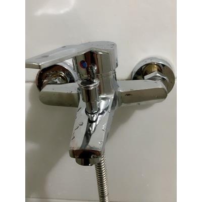 淋浴龙头浴室开关三联冷热水龙头暗装洗澡沐浴混水阀电热水器花洒