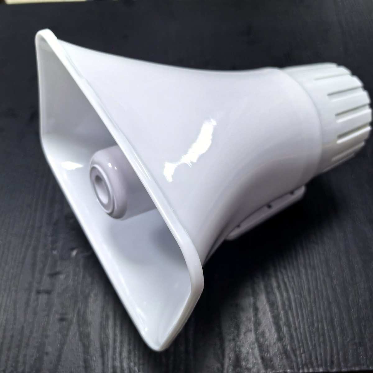 大功率警号喇叭报警喇叭有线报警警号高音警号户外防水喇叭大白