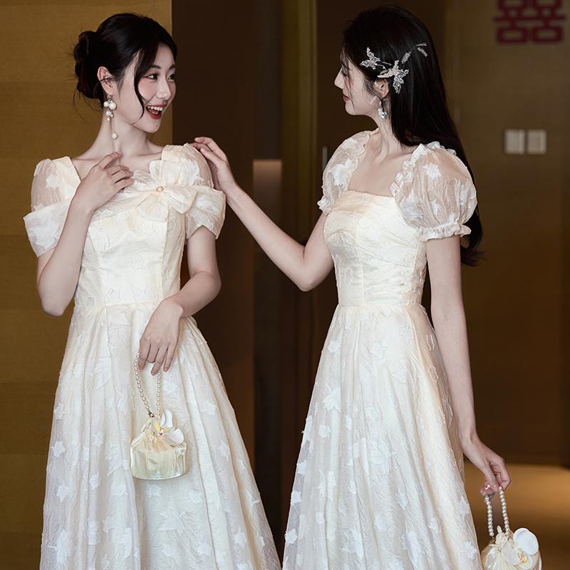 香槟色大尺码伴娘服2025新款小众高级姐妹服伴娘团订婚礼服裙成人