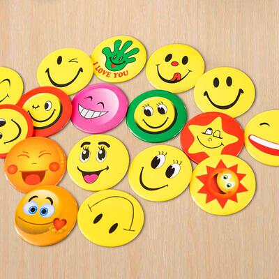 Smiley Face Pin Badges, Metal Enamel Pins, Cartoon Expressio