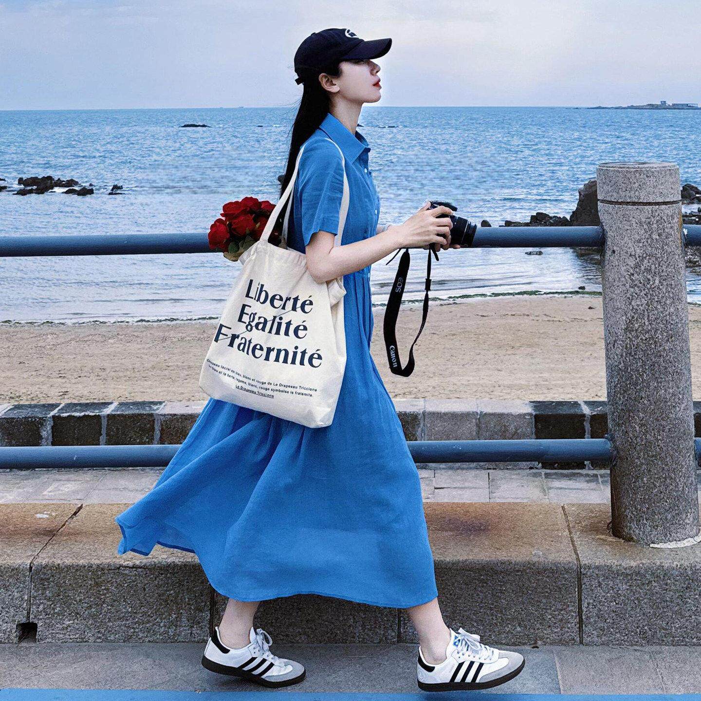 欧洲站2026新款法式小资穿搭收腰显瘦蓝色polo领衬衫连衣裙女夏季