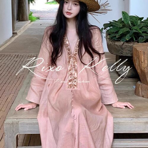 RIXO STREET清纯系松弛感穿搭漂亮粉色长袖V领亚麻洋装女夏装