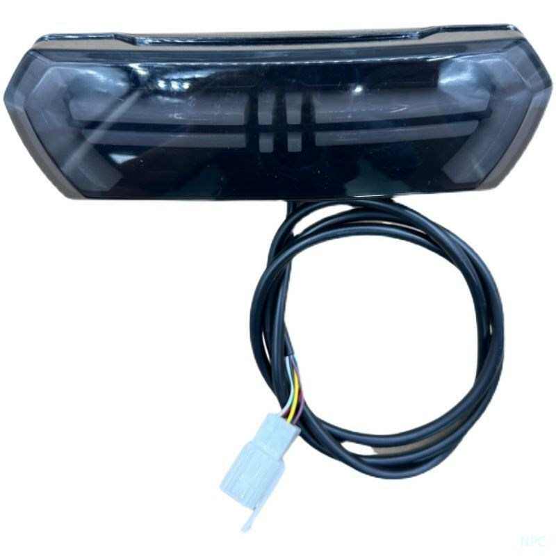 电动车尾灯深远台铃通用尾灯爆闪双闪灯幻彩多色改装配件电瓶车