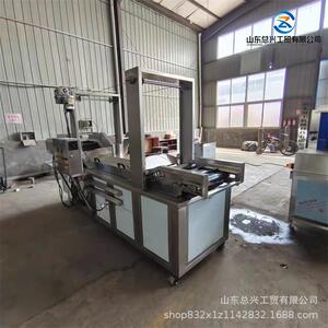 蔬菜丸子连续油炸机 带鱼辣椒香酥鱼油炸线 电加热油炸线设备