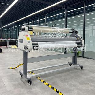飞扬1600DA新款覆膜机 含气泵裁刀全自动低温冷裱机 laminator