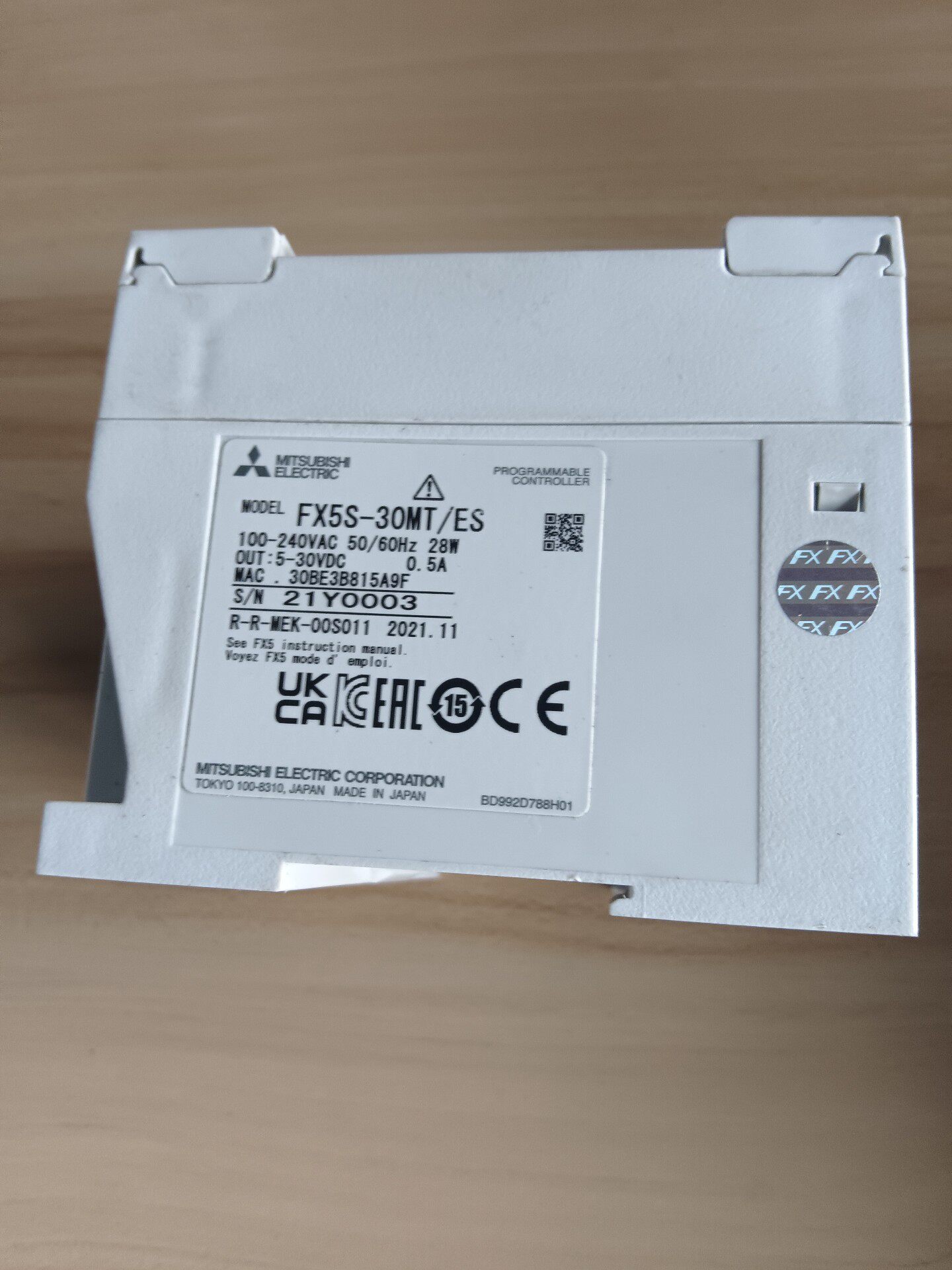 FX5S-30MT，成色漂亮，功能正常