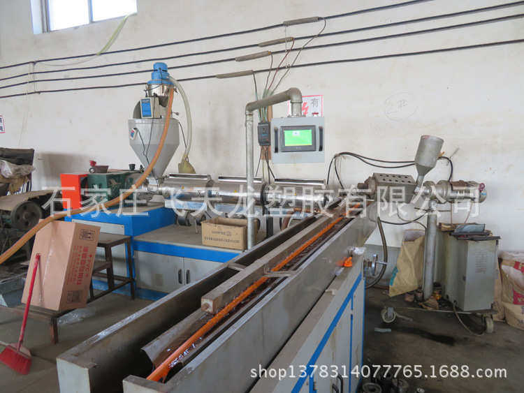 ПВХ труб 厂家直销四分pvc半透明牛筋管四季通用柔软浩丝管家用耐寒花园管