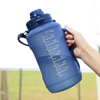 2.0L Large capacity water cup fitness portable roll cup food