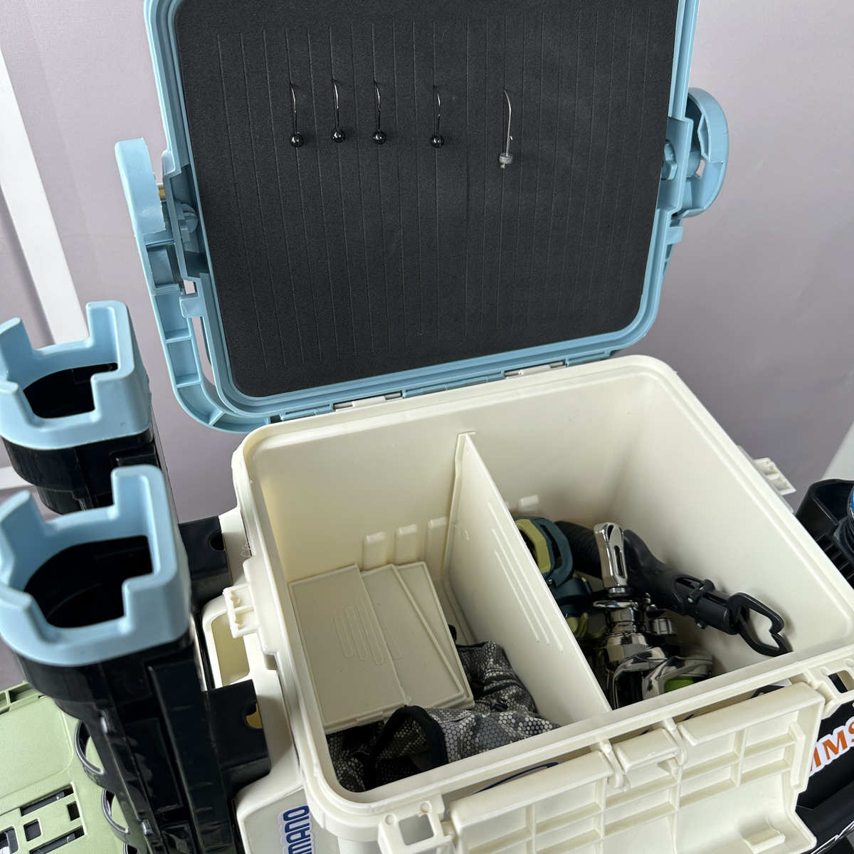 2025路亚箱可坐加厚材质大容量收纳轻便携带多功能路亚钓箱饵箱