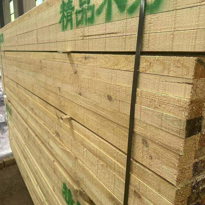 建筑木方工地白松木工程木板材枕木支撑樟子松跨境桥梁工程实木条