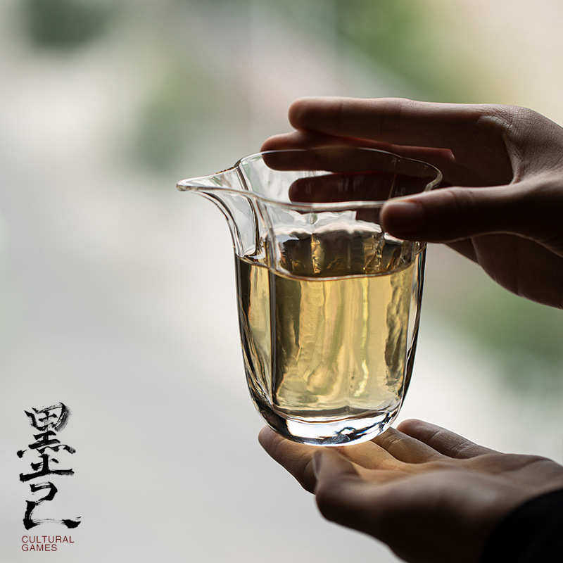 墨己 玻璃花口公道杯 做工加厚玻璃分茶器公杯 功夫茶具茶道配件