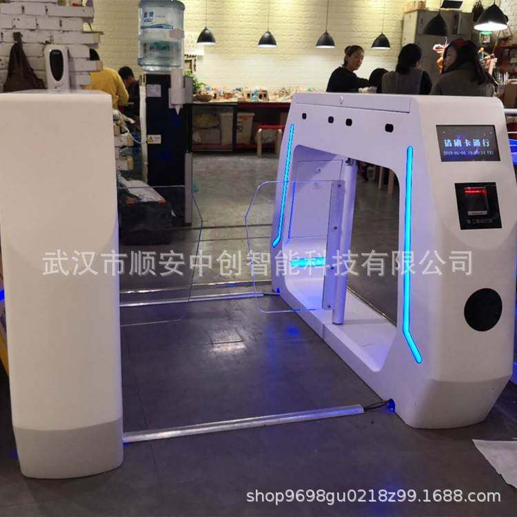 游乐园闸机儿童检票通道主题乐园人行道闸二维码识别售票平台对接