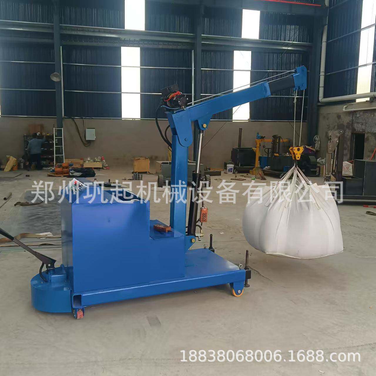 移动两吨吊机自动行走小起重机工厂仓库吊装液压吊机移动式吊车