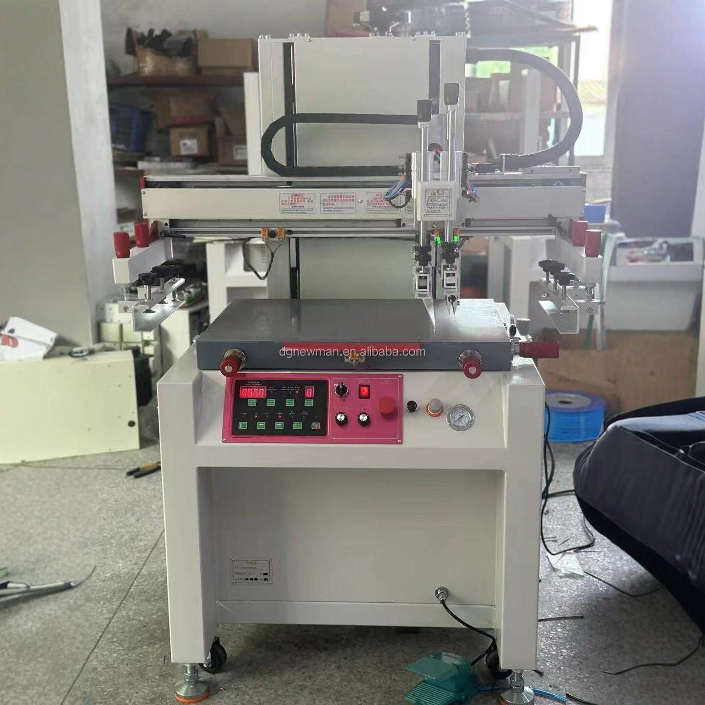 立式5070平面丝印机薄膜塑料件纸张吸气工作台网印机自动丝印机图片