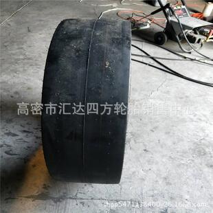 现货供应11.00 工程压路机光面 光板轮胎 零售 20斜交