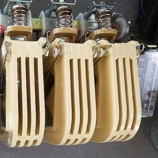 原装上海人民上海华通CJ12-250/3交流接触器CJ12B-250/3
