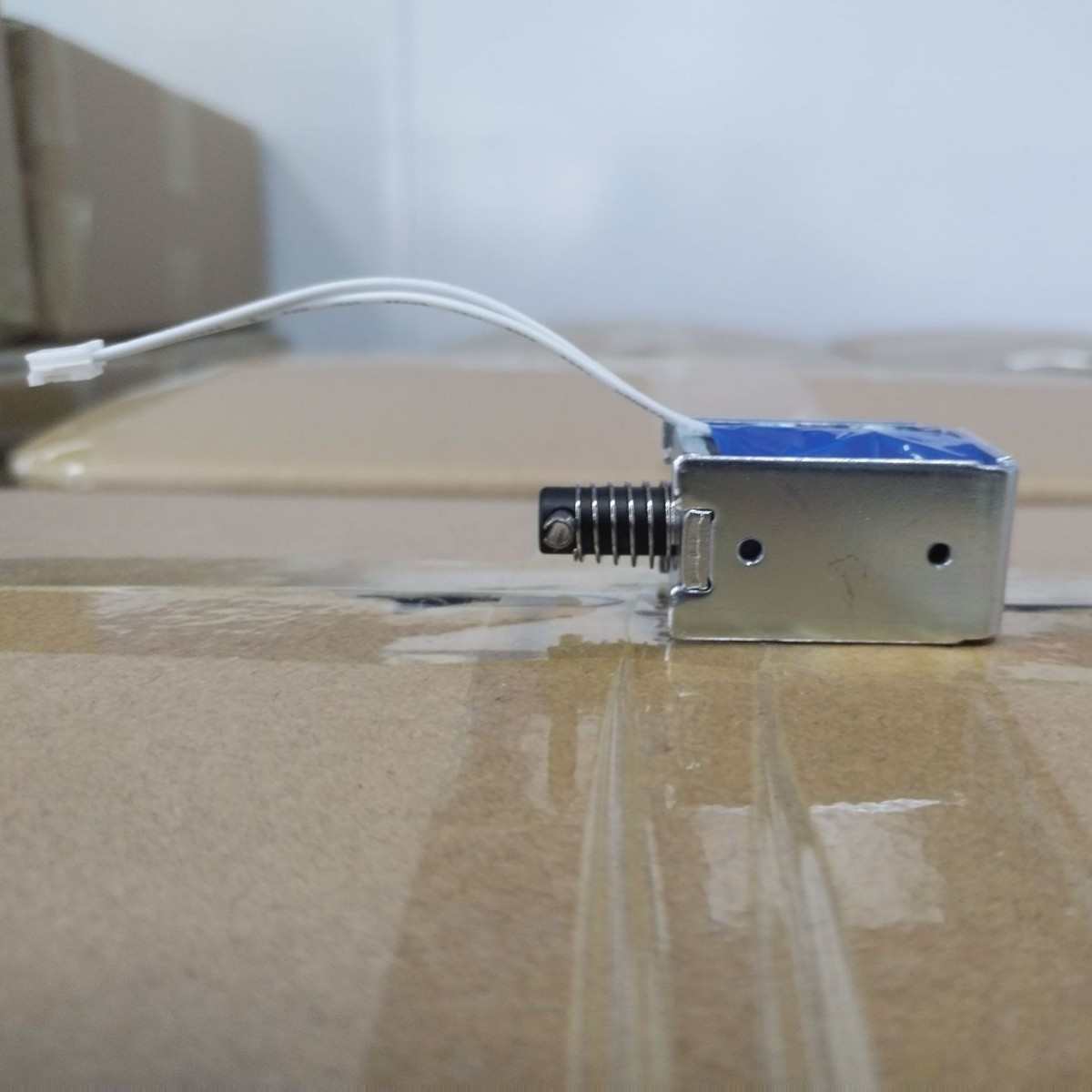 新品行程直流微型流畅运作U0837L框架电磁铁不剩磁强力推拉电磁铁