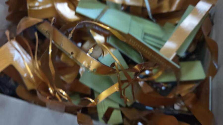 4月24日北京【京械5986】镀金软排线一批6斤左右（具体以实物为准）网络拍卖公告