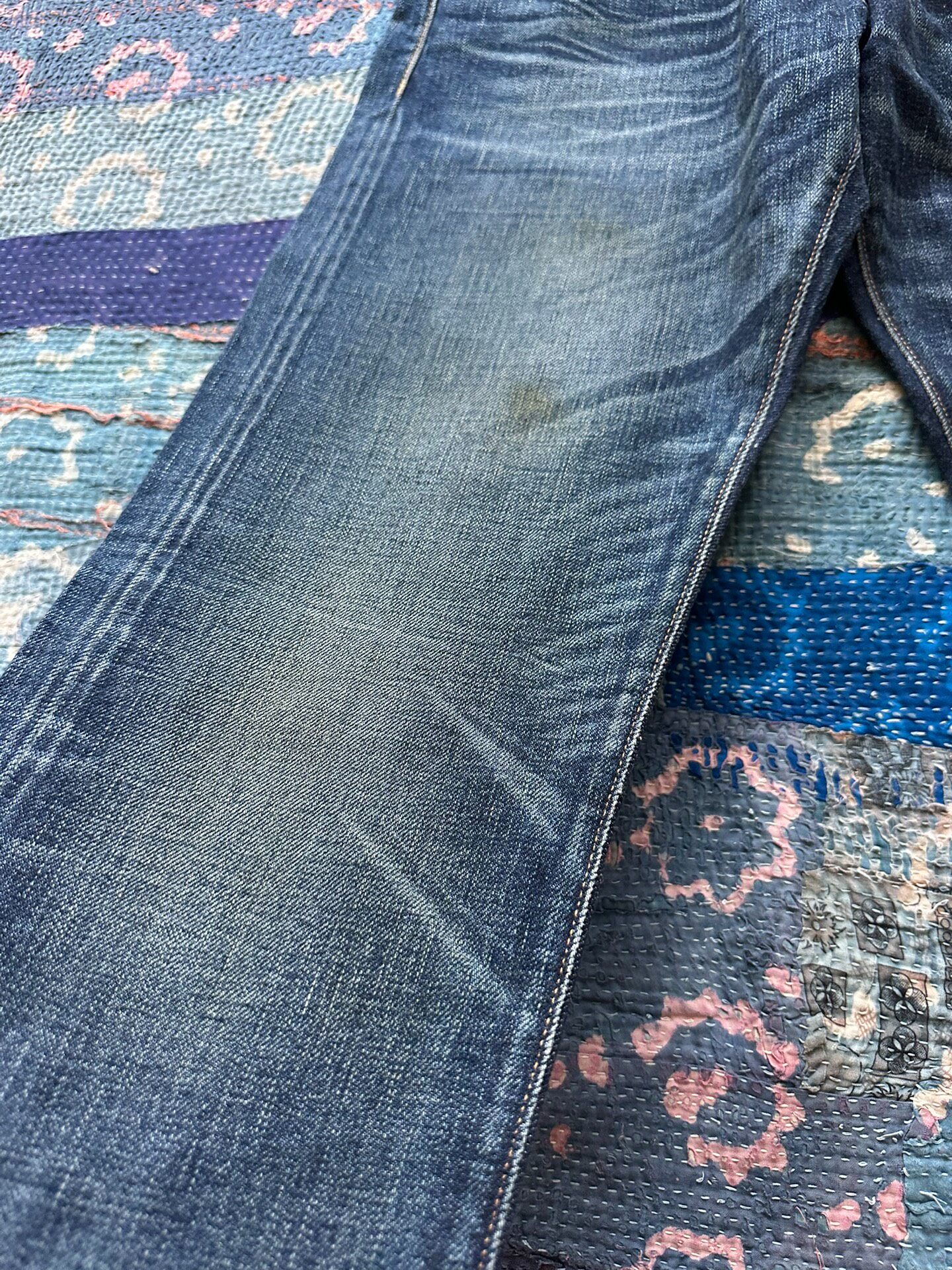RRL Slim Fit Washed Distressed Jeans — label