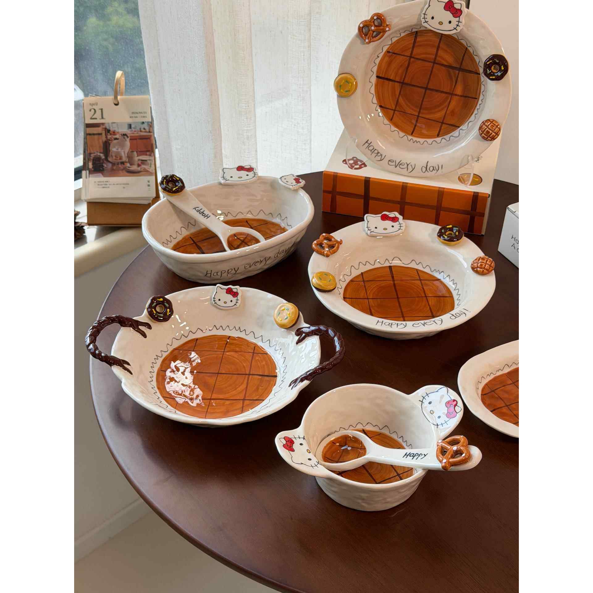 釉下彩漂亮餐具可爱KT陶瓷米饭碗双耳碗盘子分餐盘咖啡杯生日礼物,餐饮具,碗,淘宝优惠券,粉丝福利购,淘宝优惠卷