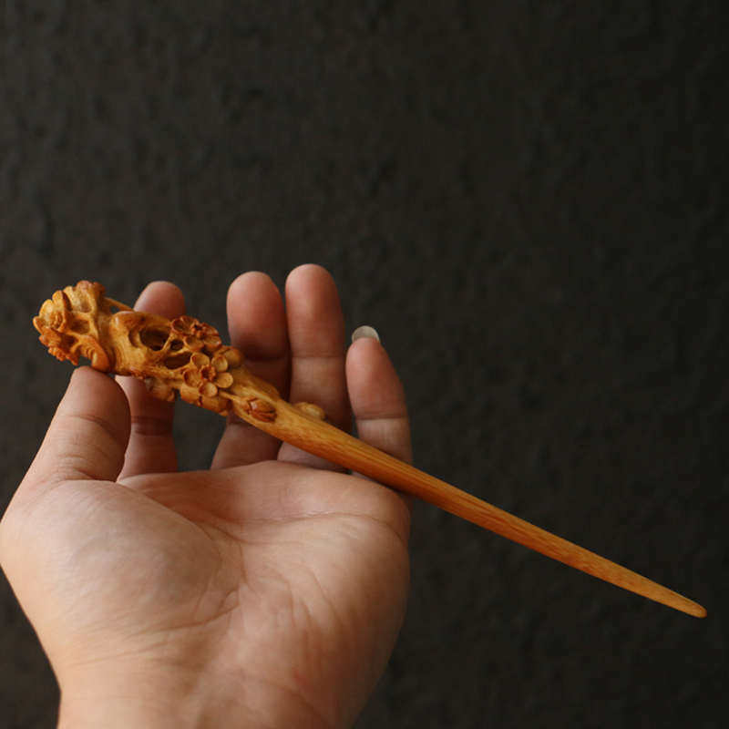 精品纯手工镂空雕刻一体成型竹制小发簪竹雕把玩竹茶针竹雕小发叉