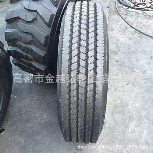 三角轮胎9.5R17.5 10R22.5 11R22.5 8.5R17.5三角真空钢丝轮胎