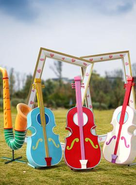 大提琴摆件商场美陈玻璃钢雕塑户外装饰庭院婚庆道具花园草坪摆件