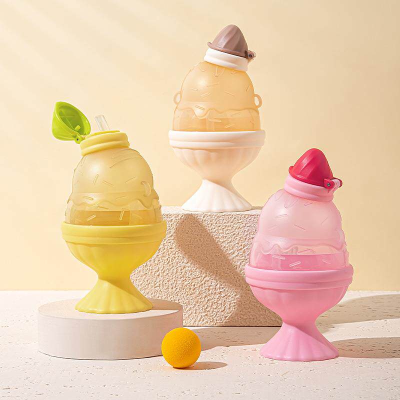 儿童牛奶杯户外便携背带绳喝水杯防摔防呛宝宝直饮吸管杯学饮杯