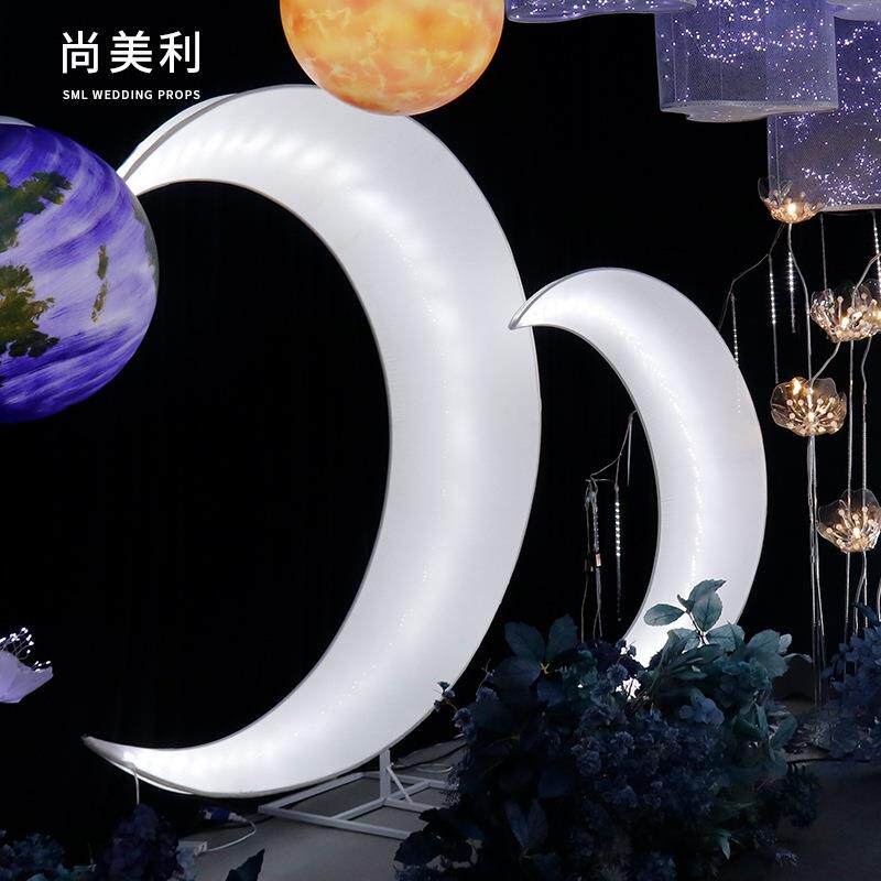 铁艺月亮婚庆道具路引灯美陈酒店现代风出片会厅舞台场地布置道具