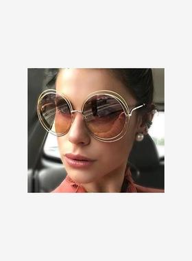 womanWeFashiSuGlg20Eyd