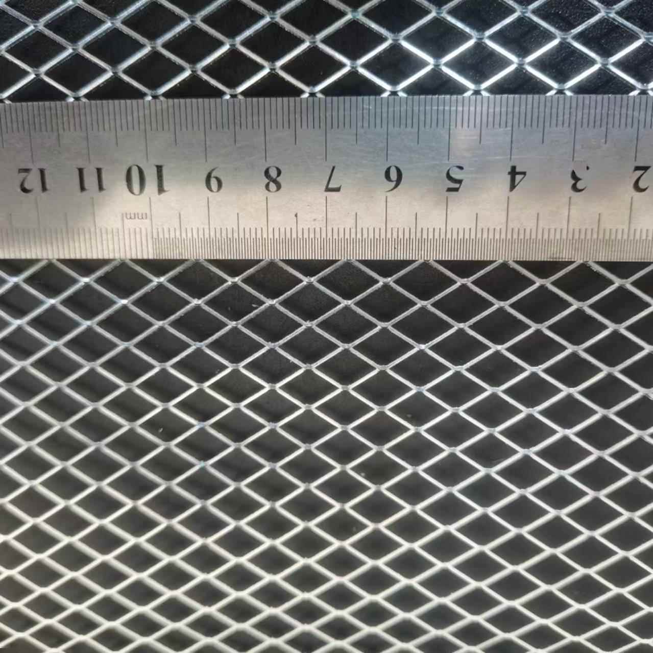 菱形网格铁丝防鼠网 消音网铁丝网片 可客制铁丝防护网 机械防护