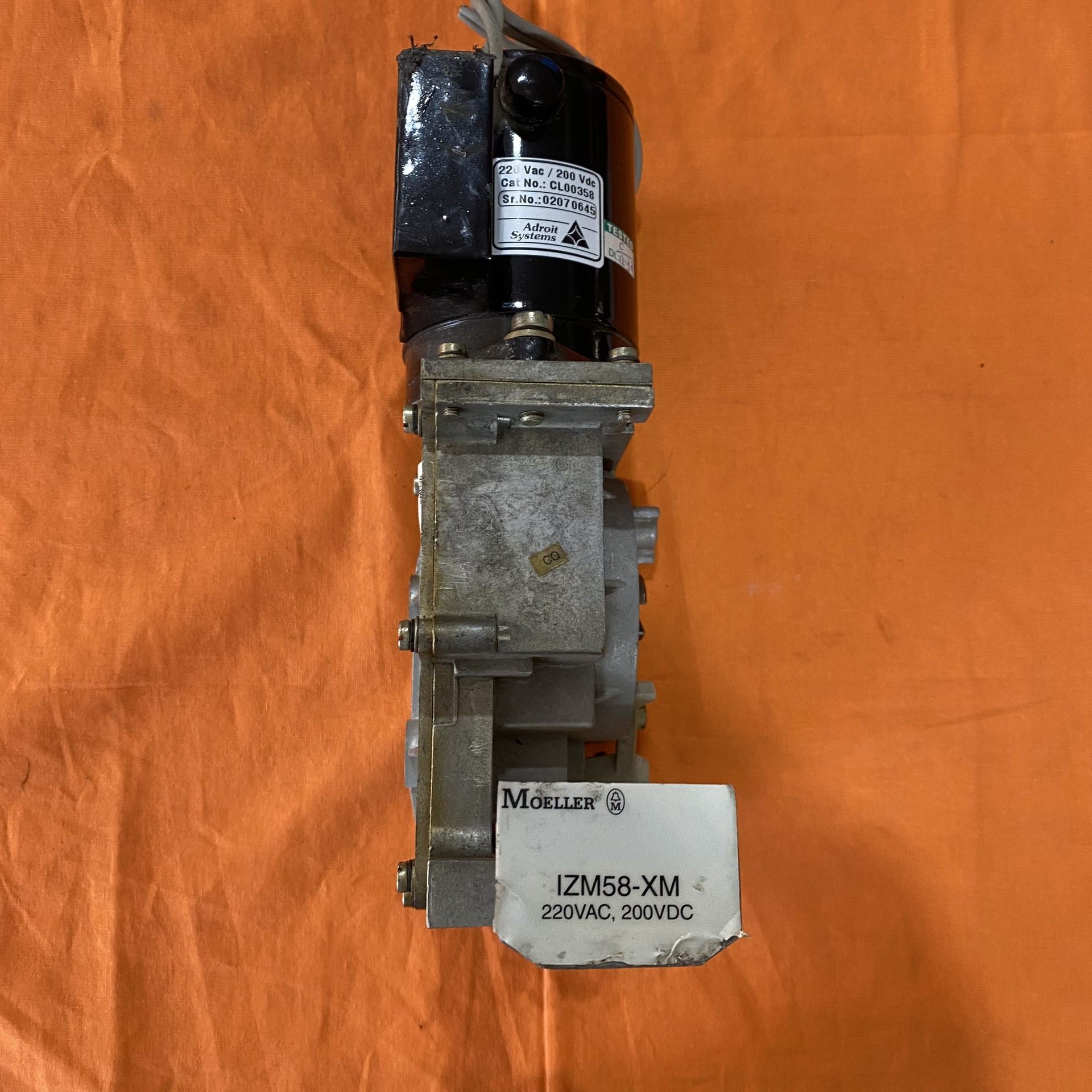 穆勒断路器储能电机IZM58-XM，220VAC/200VD