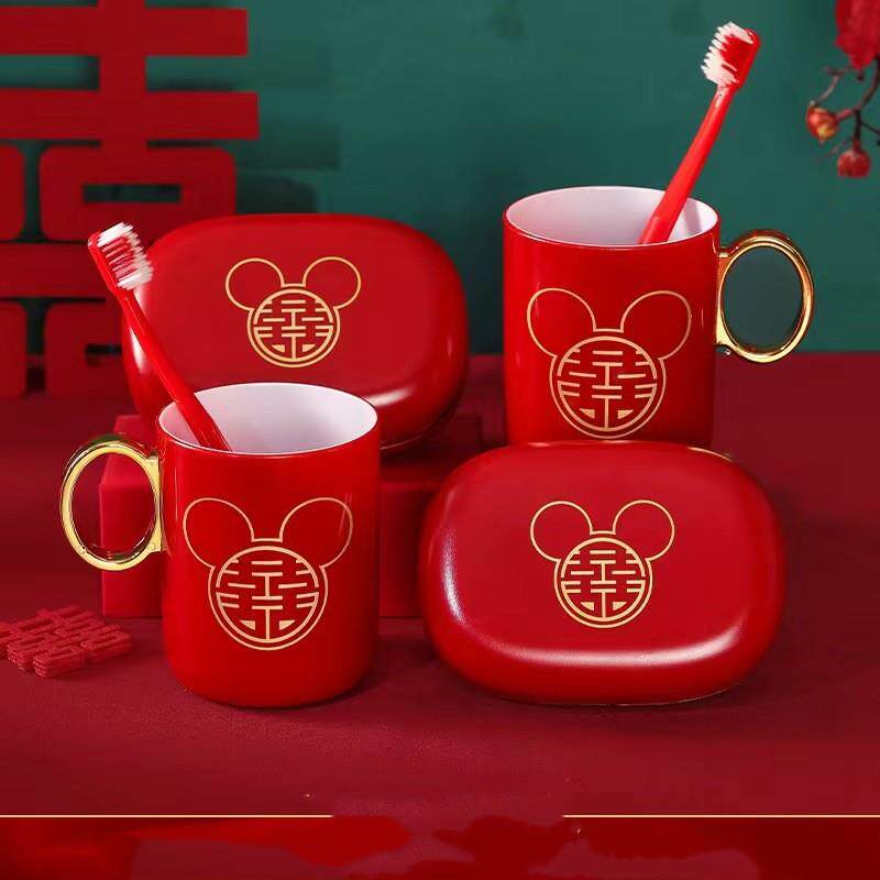结婚塑料牙杯皂盒洗漱用品套装婚喜庆情侣牙杯红色皂盒漱口杯皂盒