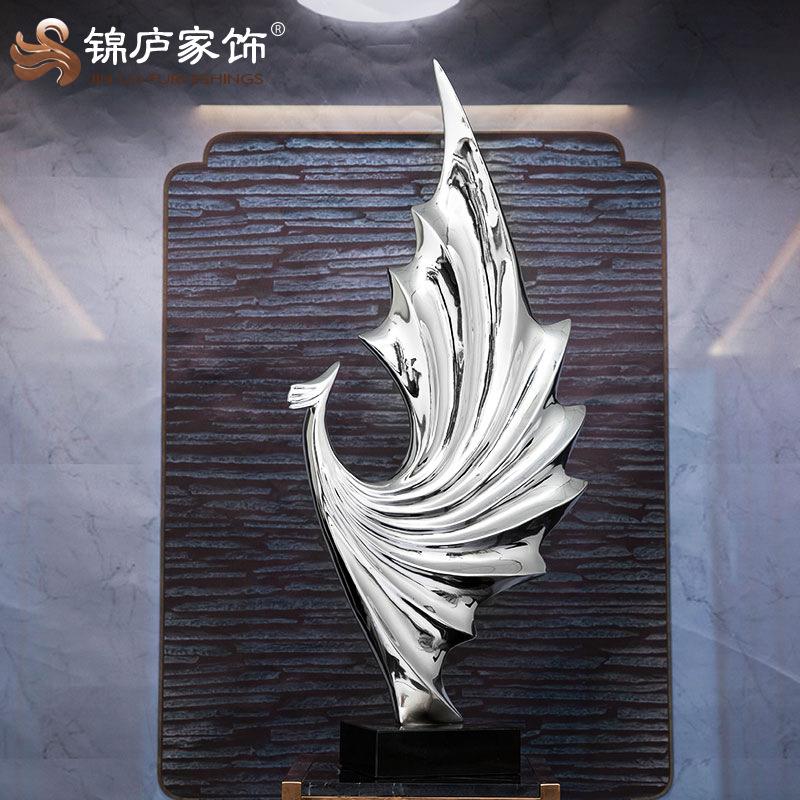 抽象现代简约雕塑摆件落地玄关客厅样板房家居电镀工艺品