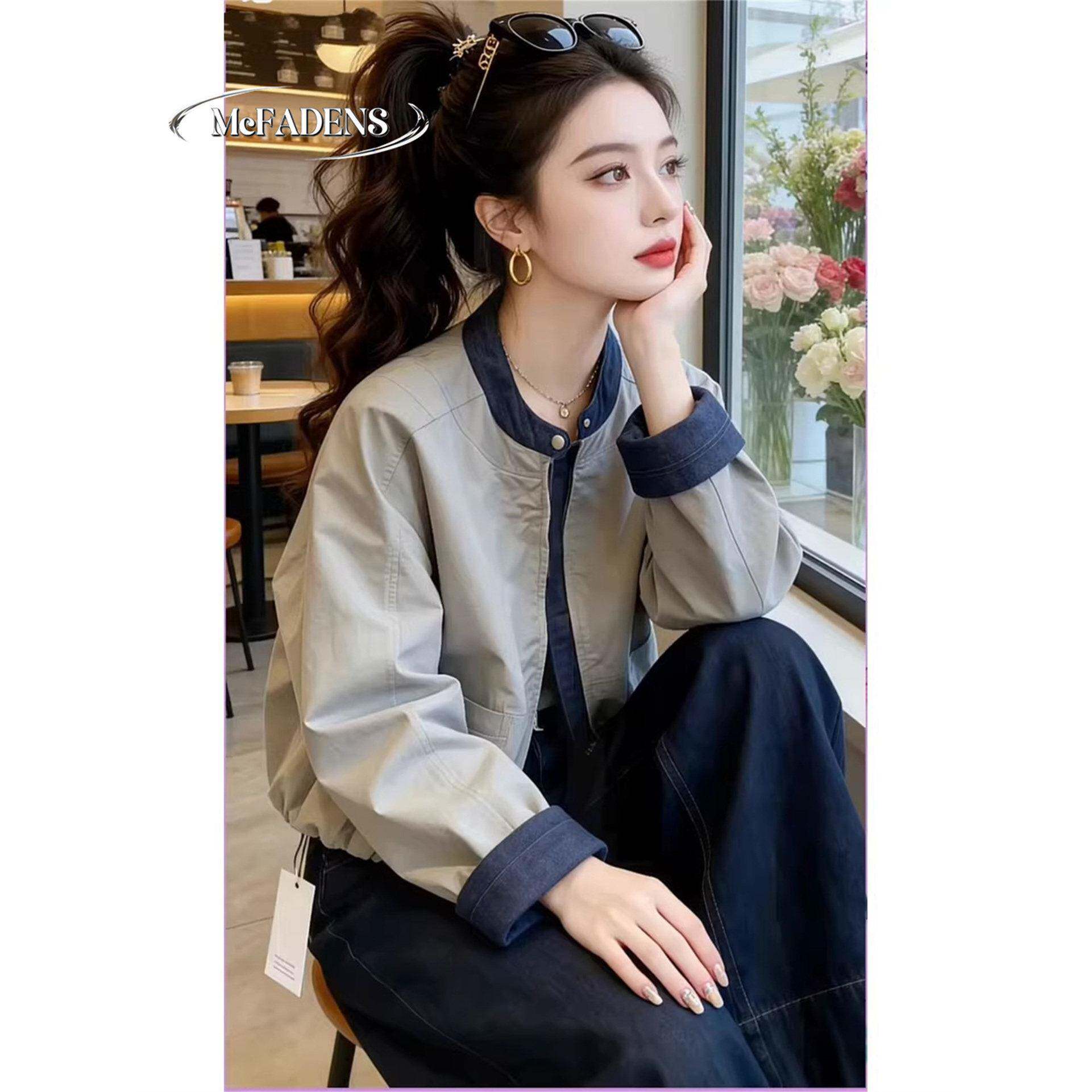 香港2026春新款牛仔拼接外套女韩版设计感宽松立领夹克棒球服上衣